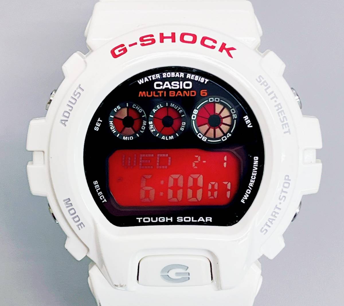 カシオ G-SHOCK Gショック 電波ソーラー デジタル GW-6900F 腕時計 ホワイト×レッド ケース 外箱付き