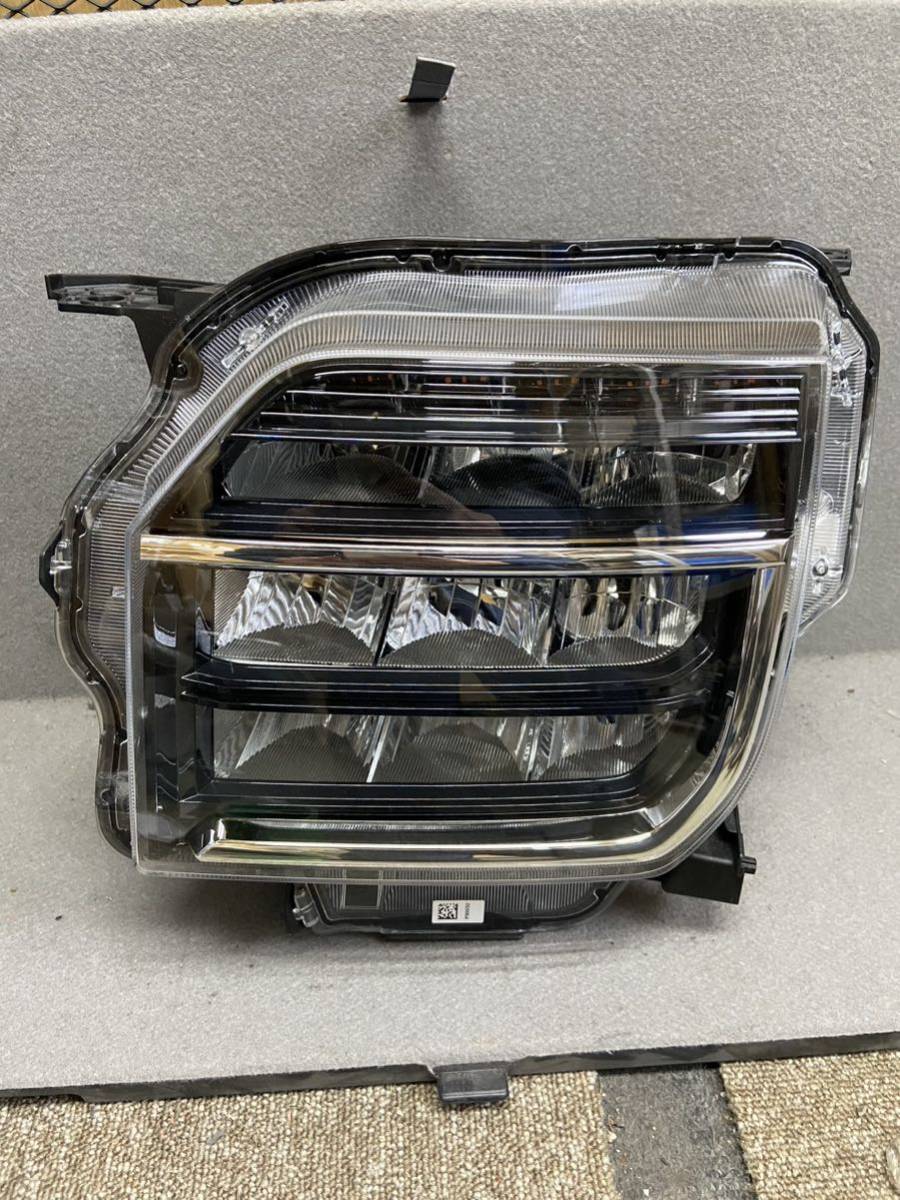 NWGN左ヘッドライト　33150-TKR-J01