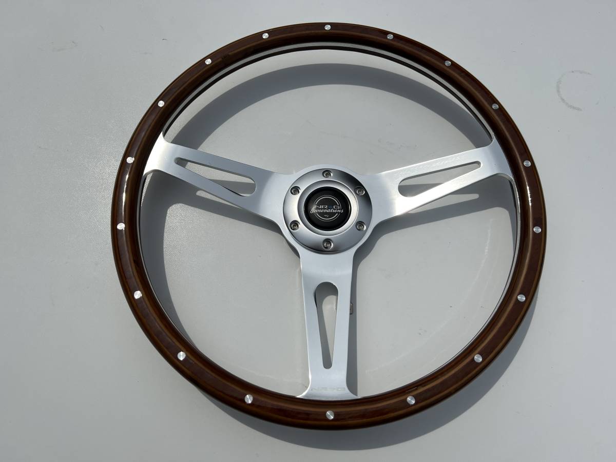 美品 NRG Innovations ステアリングホイール 3スポーク（2024年最新  