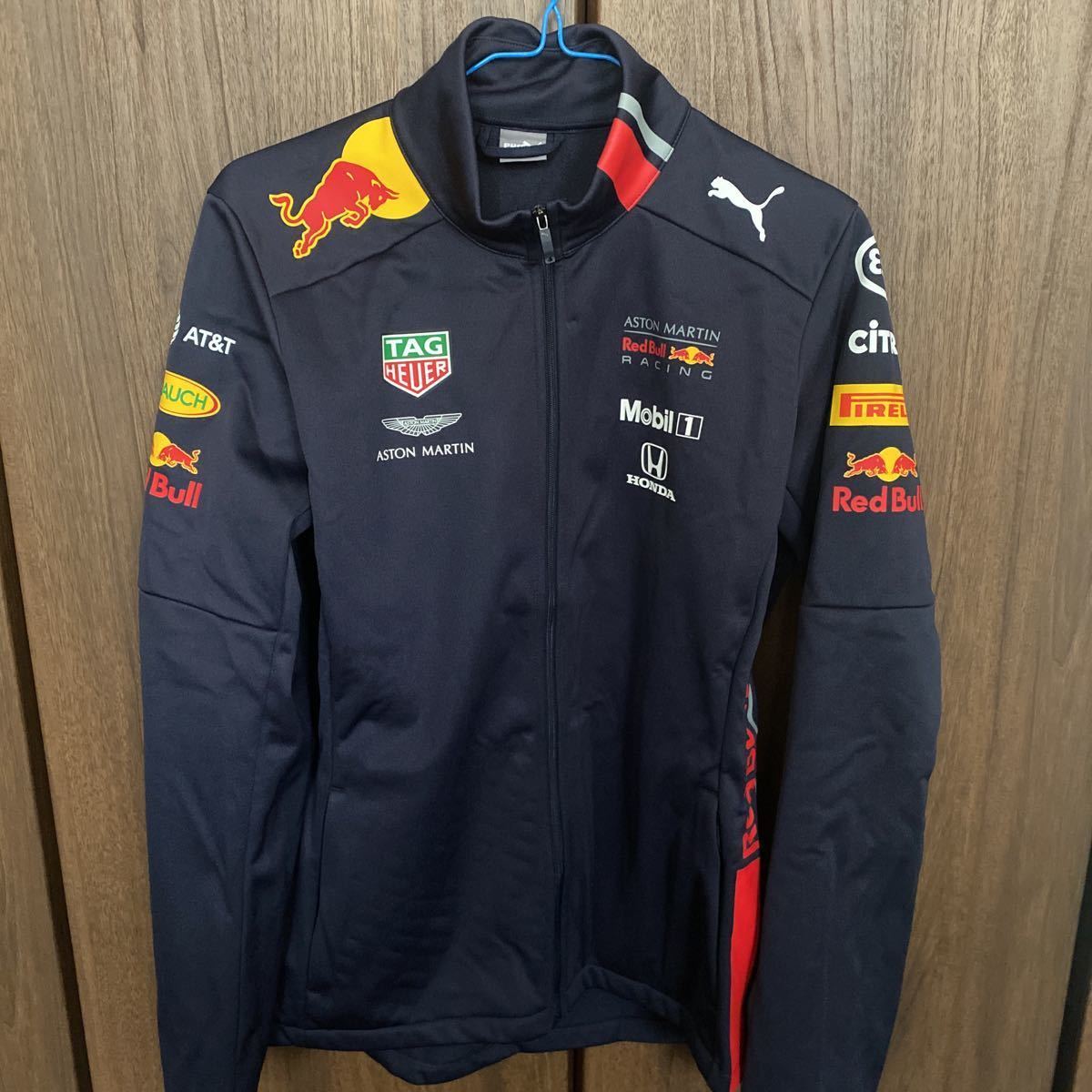 美品 プーマ F1 レッドブルレーシング ソフトシェルジャケット