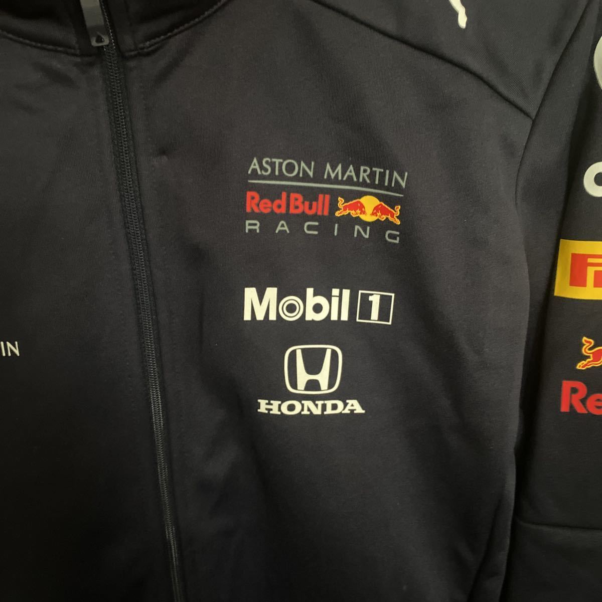 美品 プーマ F1 レッドブルレーシング ソフトシェルジャケット