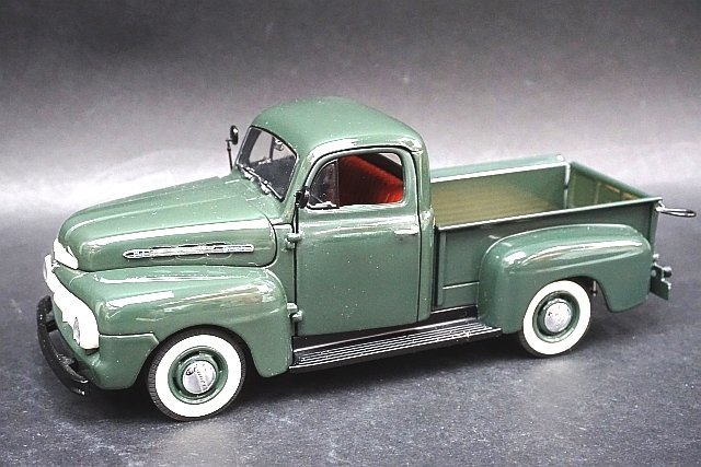 最新作，2025 Danbury Mint ダンバリーミント 1/24 Ford フォード F-1 PICKUP ピックアップ 1951 グリーン(乗用車)｜売買されたオークション情報、yahooの商品情報をアーカイブ公開 - オークファン 乗用車