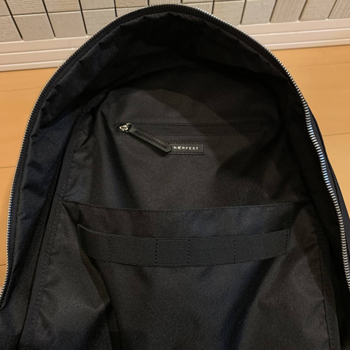 未使用】Haerfest Backpack ベンツ バックパック 黒 レザー NY 高級 