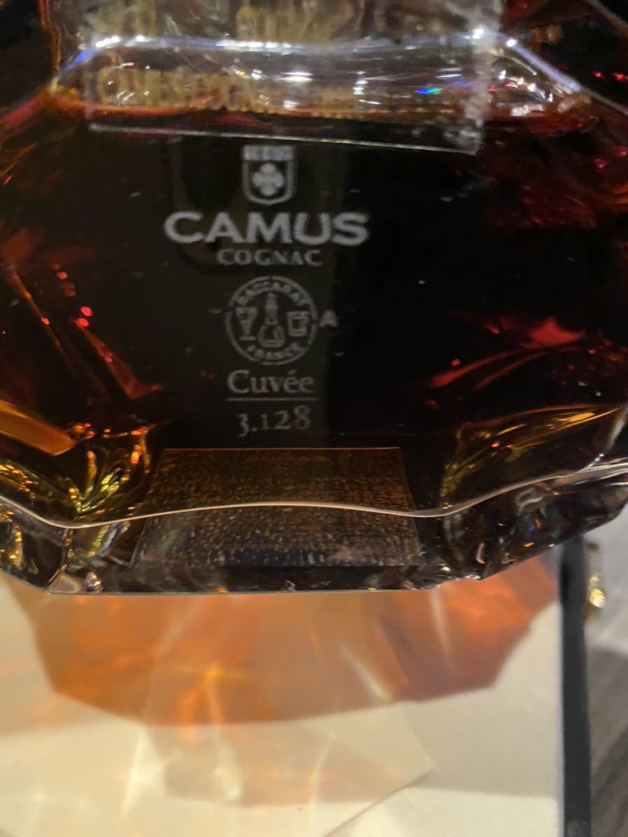 1円スタート】カミュ CAMUS カミュ キュヴェ 3.128 バカラ 700ml 箱付 