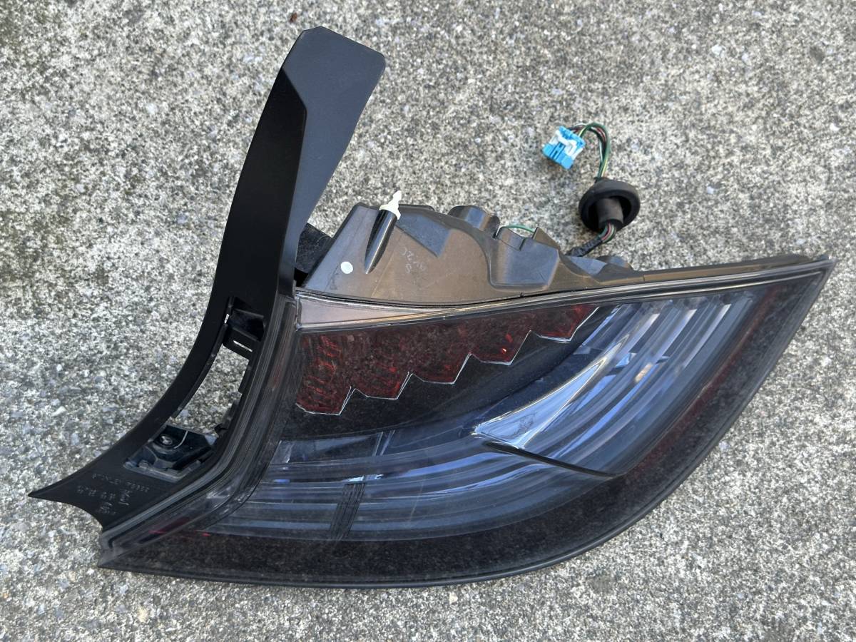 ホンダ CR-Z ZF1・ZF2 純正テールライト スモーク塗装・欠けあり 左右