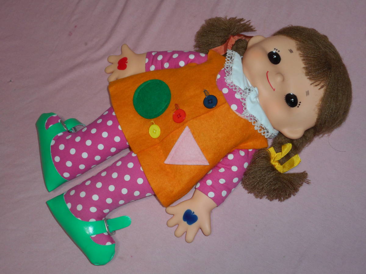 古いソフビ★ぺったんこ・女の子・手のひらリンゴ・ヘラ・ヘロ★オオイケ