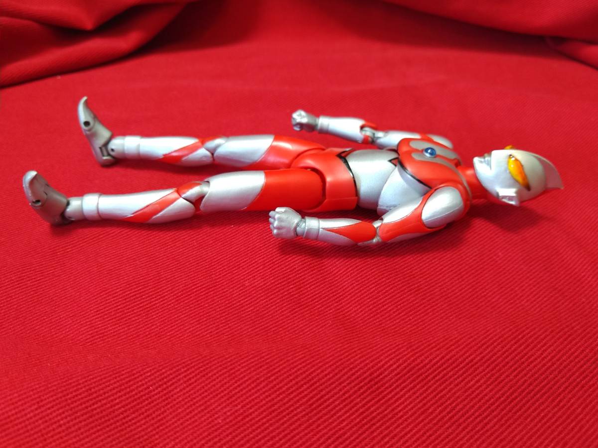 レビュー バンダイ 魂ウェブ商店 ULTRA-ACT にせウルトラマン バンダイ 