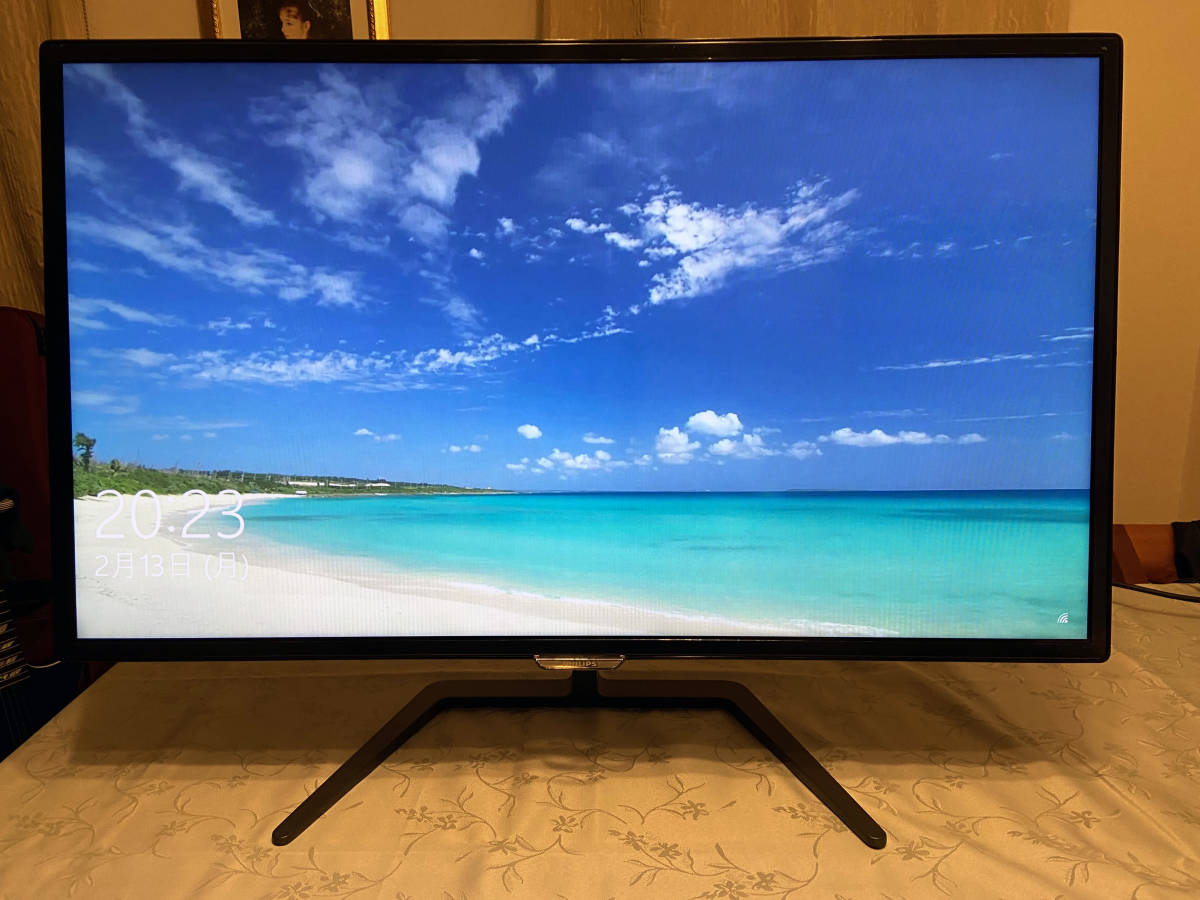 PHILIPS 31.5インチ FHD液晶ディスプレイ 323E7Q PHILIPS 31.5型 IPSワイドパネル 323E7Q（中古）♪送料無料♪ 2019年3月