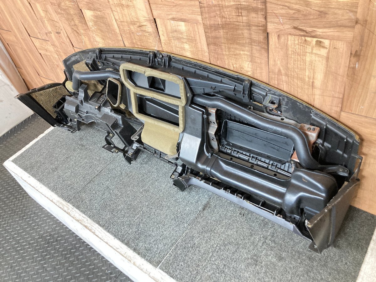 日産 スカイライン R34 純正 NA用ダッシュボード 日産 スカイライン R34 純正 NA用ダッシュボード - メルカリ