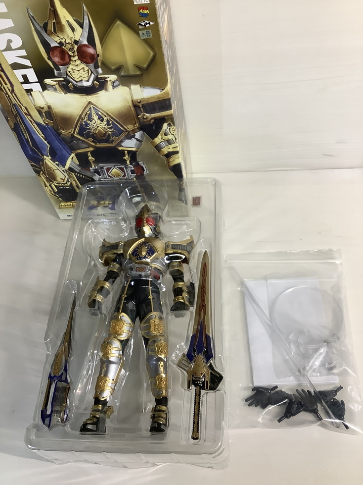 中古 RAH 仮面ライダーブレイド キングフォーム メディコムトイ リアル
