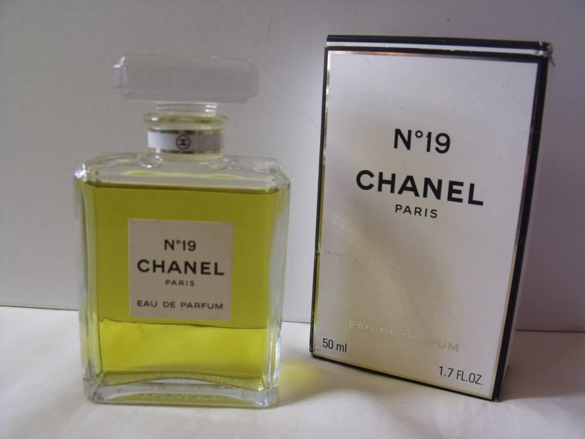 CHANEL シャネル 香水 19番 N°19 香水50ml 残9割程度 箱付/EAU DE 