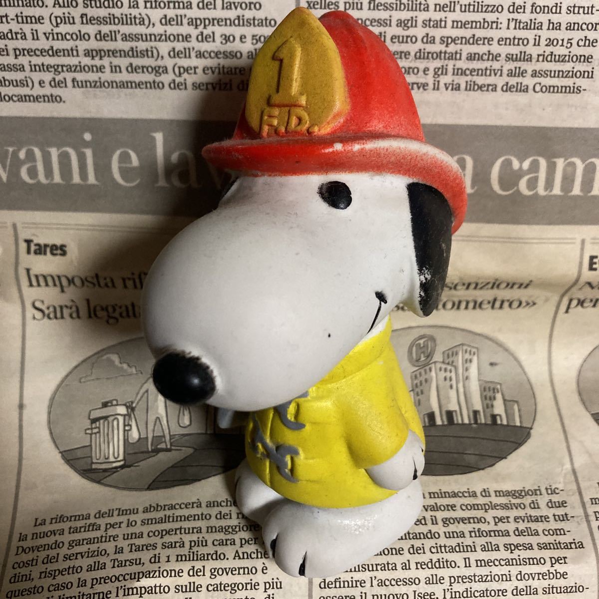 snoopy スヌーピー ソフビ 消防士 アンティ ヴィンテージ(ピーナッツ 