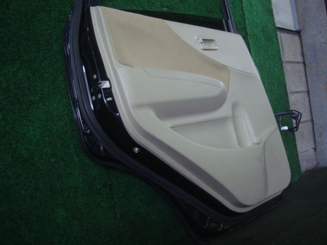 ムーヴ L175S DBA-L175S 左 67004-B2230 R左 ムーブ DBA-L175S 左リアドア 67004-B2230 ガンメタ S35 個人宛名発送不可商品 [ZNo:04027445] 155584