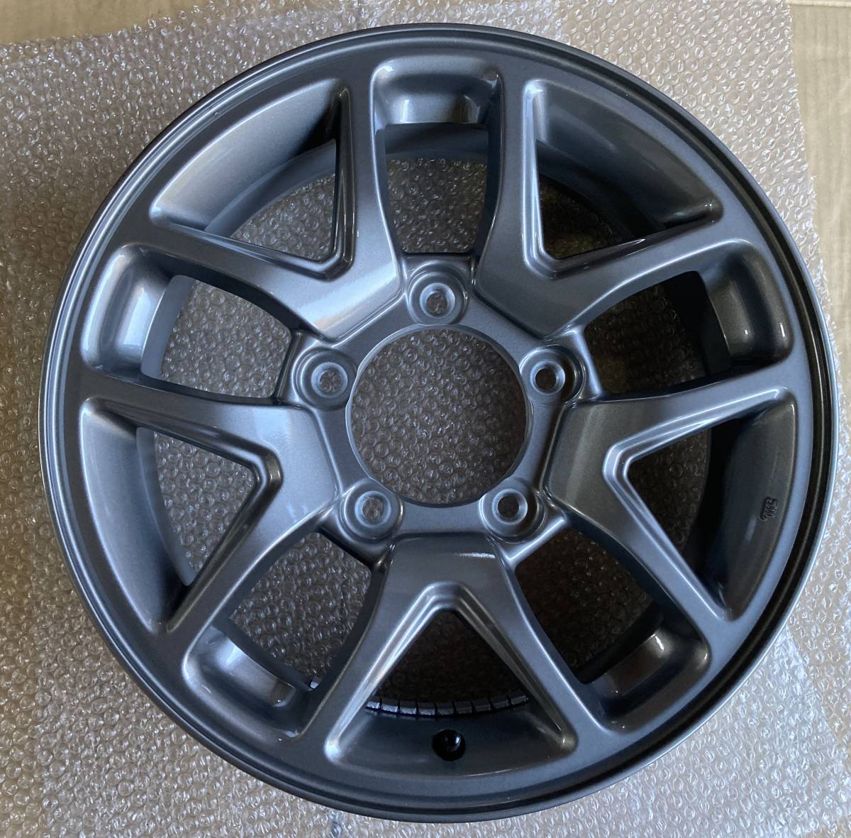 ジムニー JB64 XC 純正アルミホイールとタイヤ4本セット（新車外し