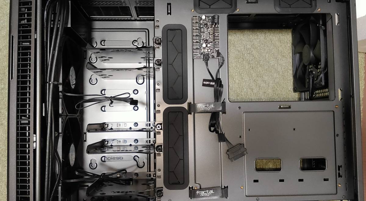 Fractal Design PCケース Define R6 USB-C グレー Fractal DesignのPC