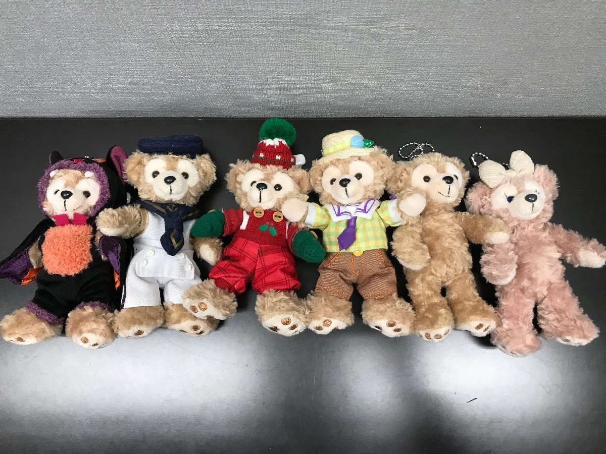 ディズニー　TDS　ダッフィー＆シェリーメイ　ぬいぐるみバッジ　6点　イースター　ハロウィン　クリスマス　サマー 7Y134 【60】