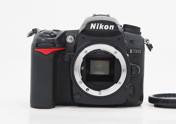 ◇ジャンク【Nikon ニコン】D7000 ボディ デジタル一眼カメラ