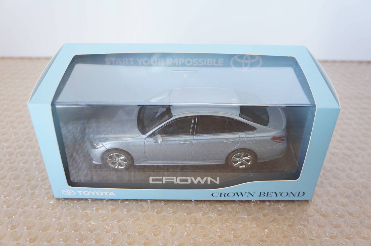 1⁄30 ミニカー クラウン RS トヨタ Advance カラーサンプル CROWN