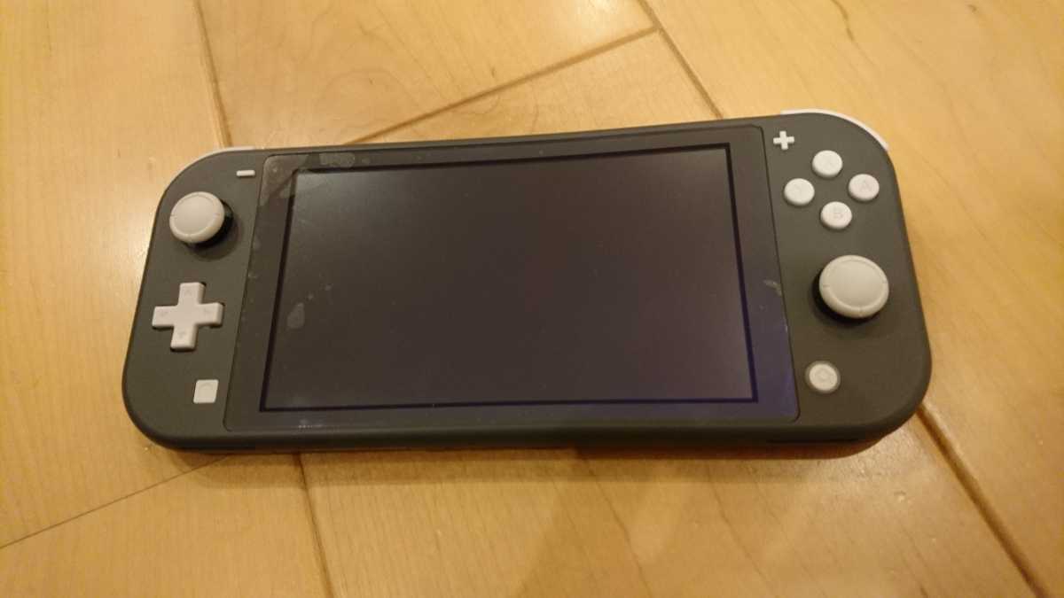 任天堂 switch ライト 本体 グレー 美品 人気カラー 箱 充電器あり