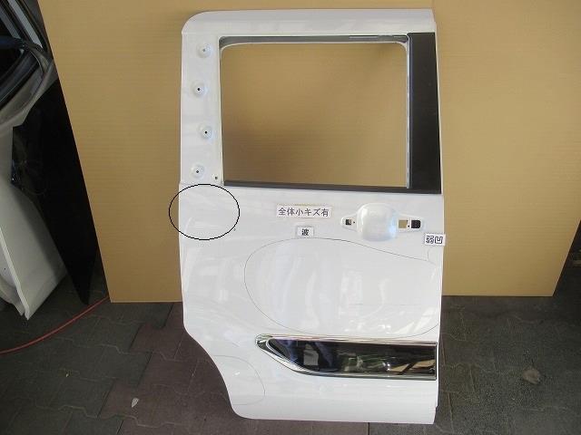 得価，SALE タント 6BA-LA650S 右リアドア／スライドドア 67003-B2340