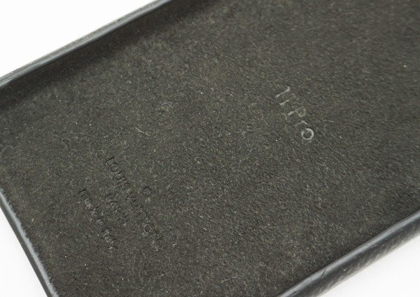 ◇【LOUIS VUITTON ルイ・ヴィトン】バンパー 11Pro M69094 iPhone