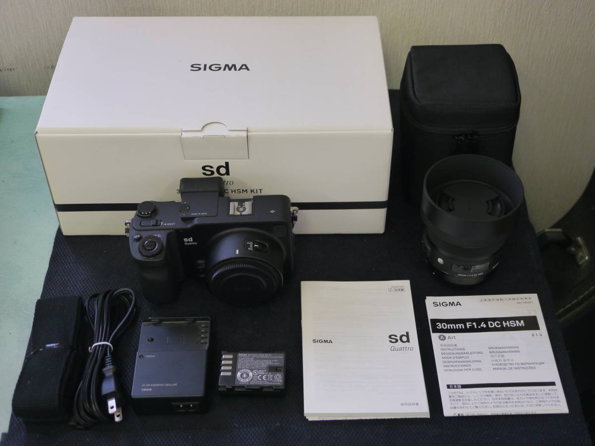 SIGMA　sd Quattro　30mm F1.4 DC HSM KIT　MADE IN JAPAN 日本製　ミラーレス一眼カメラ+レンズセット　動作確認済