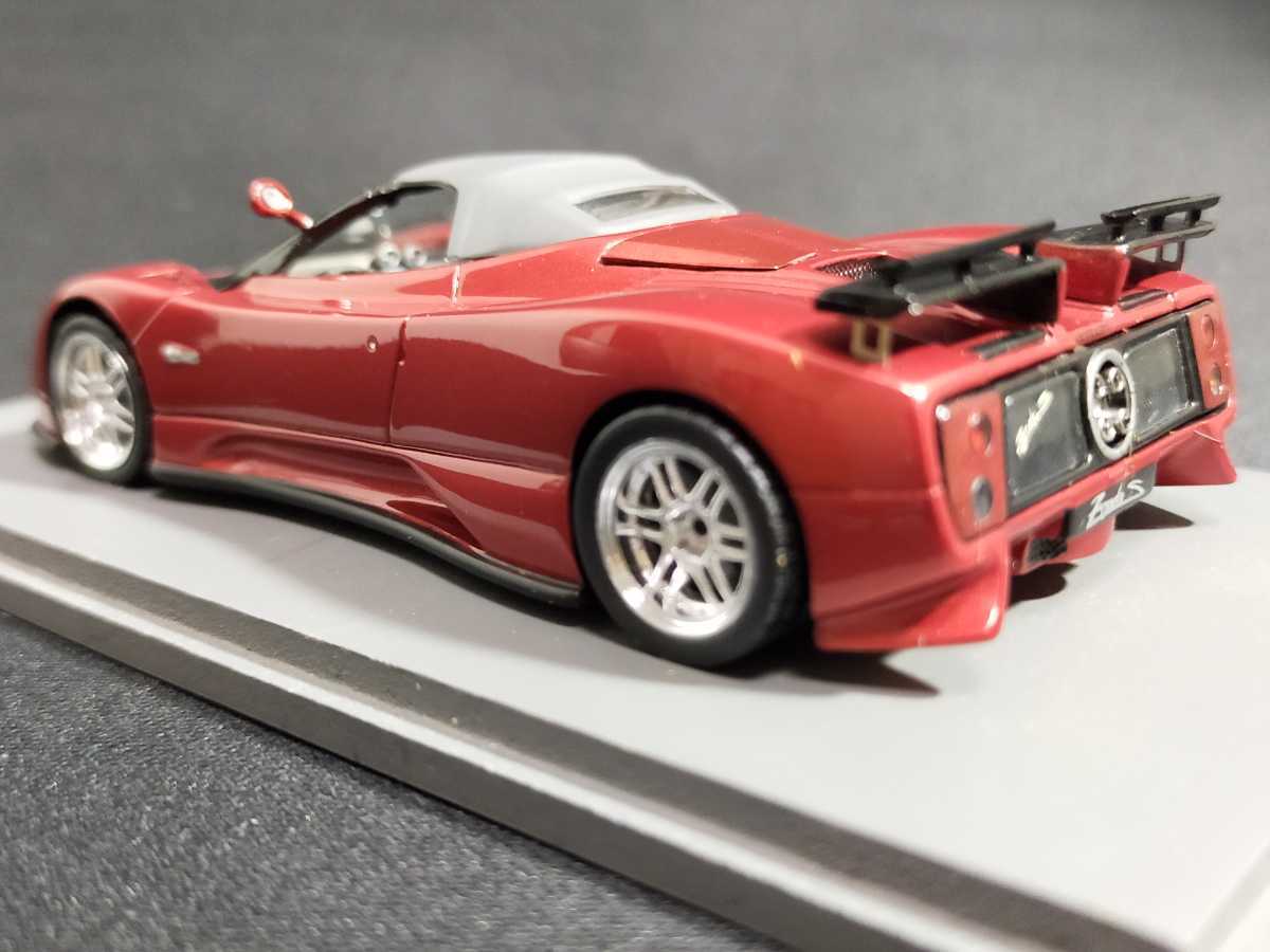 1/43 スパーク　パガーニ　ゾンダ　ミニカー　オレンジメタリック 1/43 スパーク パガーニ ゾンダ ミニカー オレンジメタリック - メルカリ