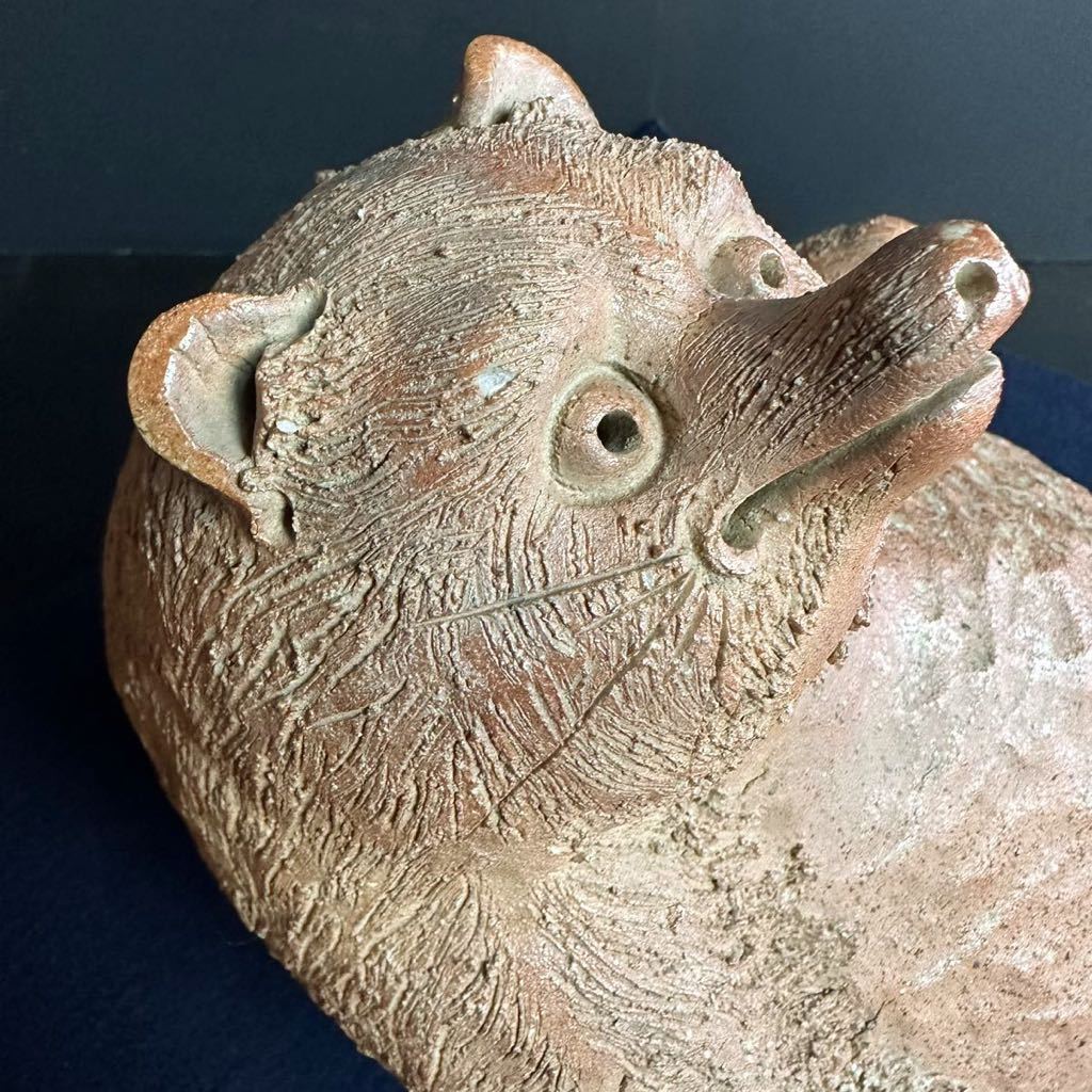 ER618] 古い信楽焼 狸 たぬき 置物 ぼってりお腹 高さ約23cm 招福開運