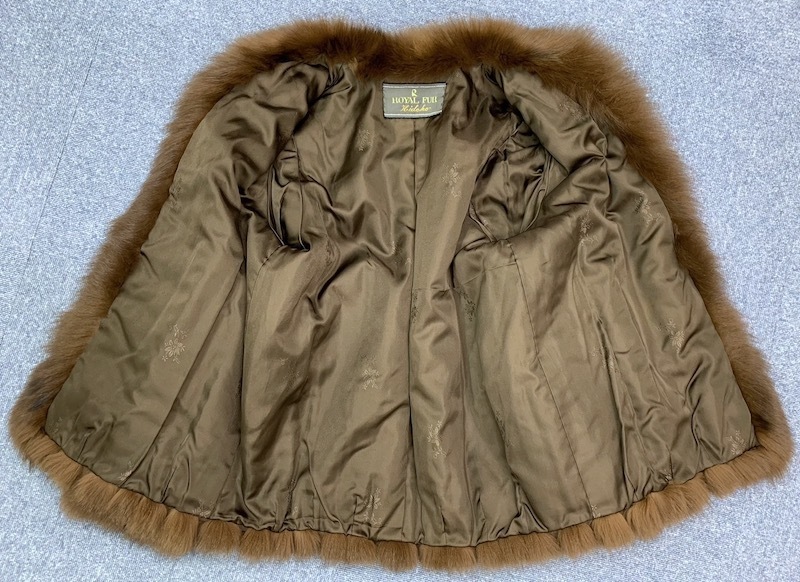 【希少カラー】染め フォックス 毛皮 リアルファー コート サイズS相当 希少 毛皮 リアルファー FOX フォックス 染め コート Fサイズ - メルカリ