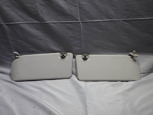 H17年 インテグラ タイプR DC5 サンバイザー 83230-S6M-J02ZA 83280-S6M-J02ZA 左右セット トリムNo.X [ZNo:05001656]