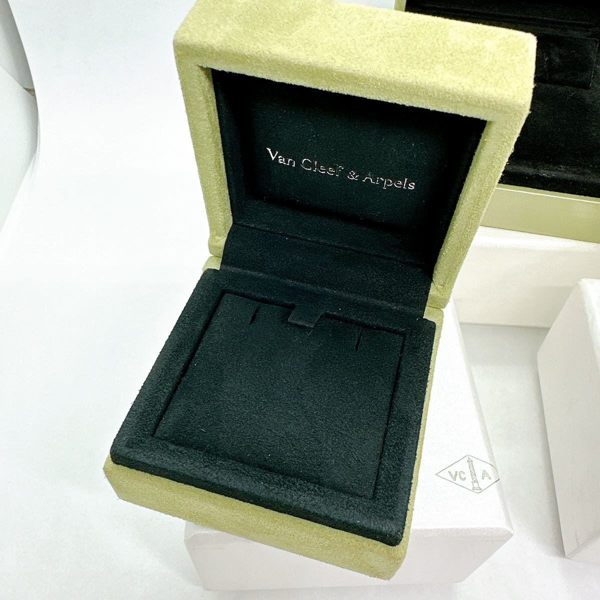 0312i ヴァンクリーフ&アーペル Van Cleef & Arpels 空箱 ケース 