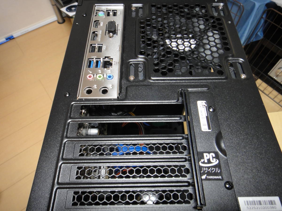 中古】 ドスパラ GALLERIA PCケース ASRockマザーボード付き 電源付き 