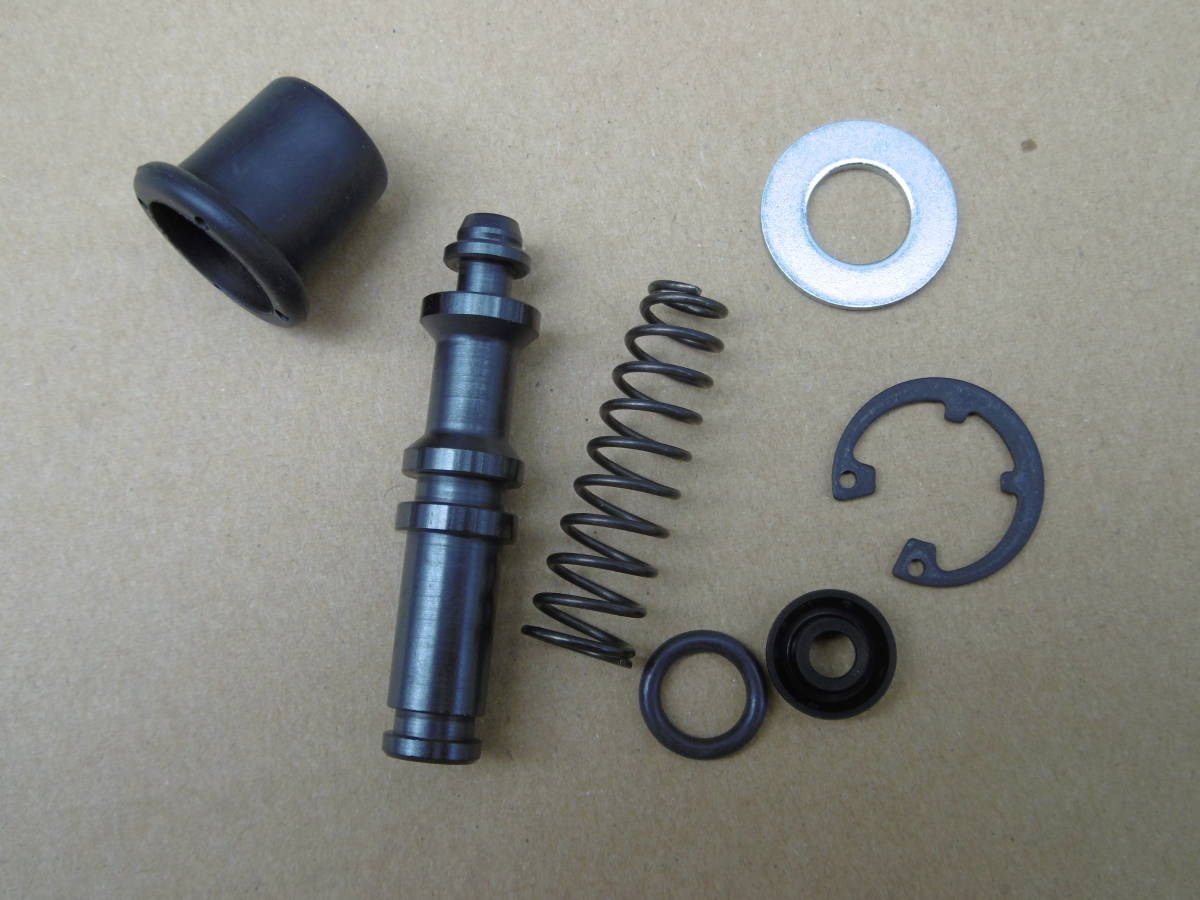 ■TDR YZ80 YSR80 DT125R DT200R XT225 SDR 3FY 3GA 2XX 4GT 4LB 2GX 34X 37F 1KH 2LN 1RF 2TV■新品ブレーキマスターシリンダー 56A 34L