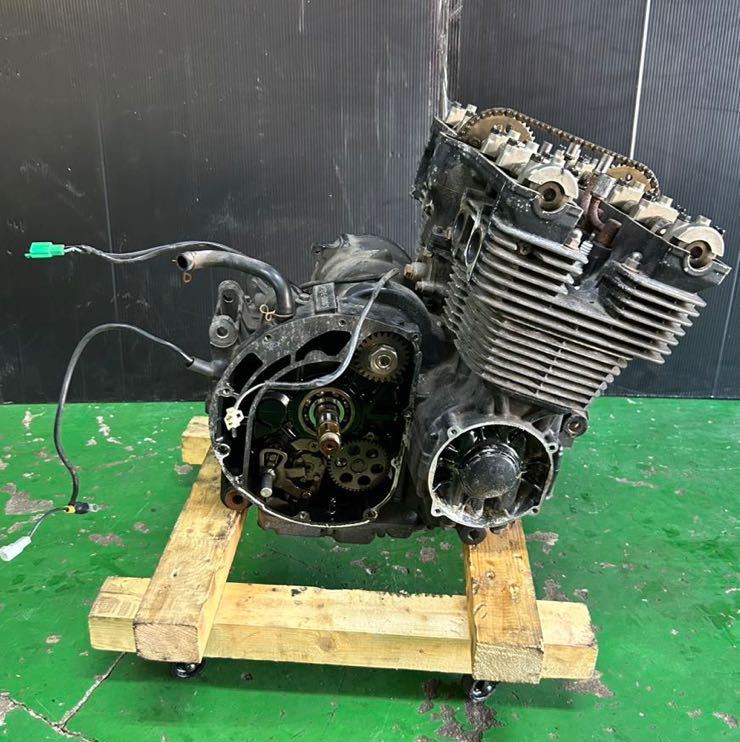 XJR400 4HM 4気筒DOHCエンジンヘッド(実働) xjr400エンジン XJR400 4HM