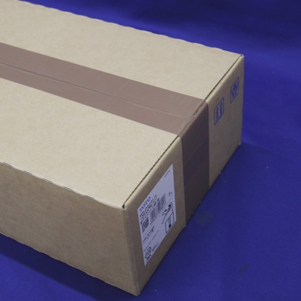 TOTO 水栓金具 壁付サーモ13 TBV03401J1 外箱ダメージあり 未使用 未 