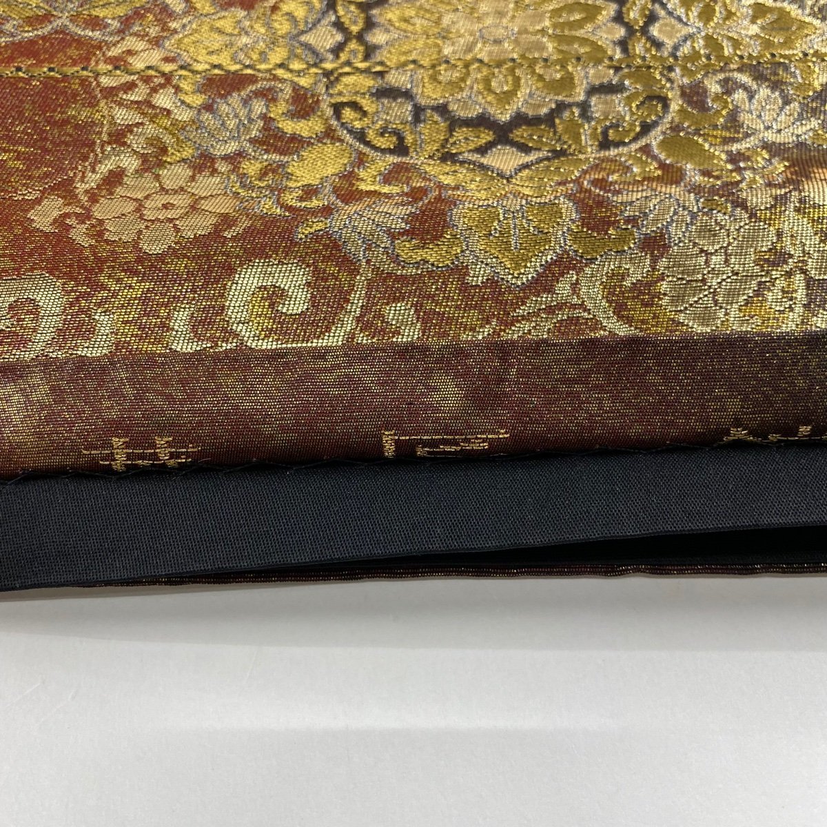 袋帯 美品 秀品 華文 花唐草 金糸 箔 茜色 六通 正絹 中古