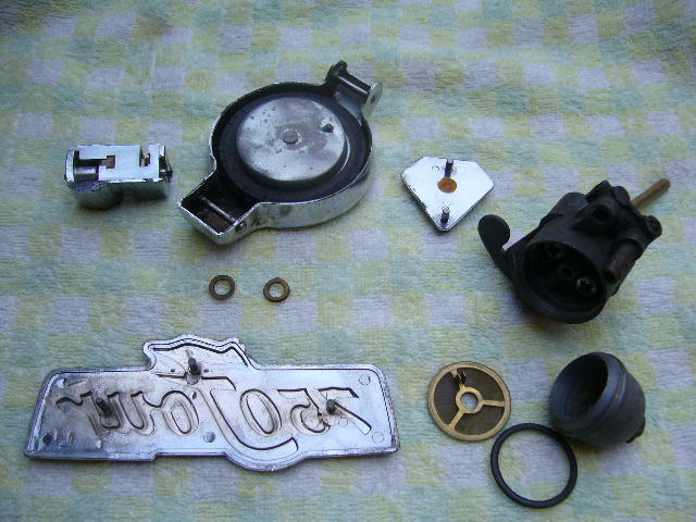 ☆格安当時物CB750Four CB750K1 CB750K2 CB750K4 当時物サイドカバー