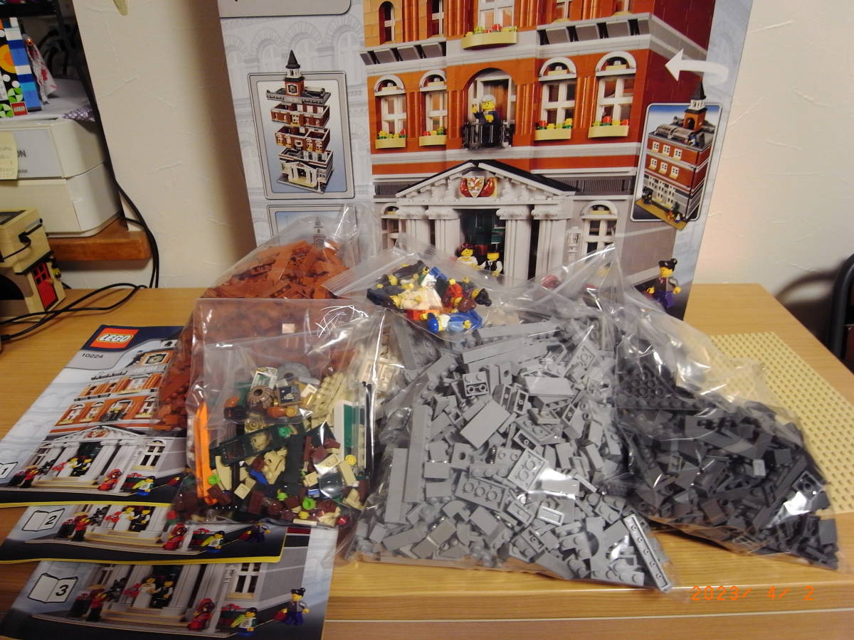 【数量限定，100%新品】 LEGO 10224 レゴクリエイター タウンホール 組み立てる楽しさあります(その他)｜売買されたオークション情報、yahooの商品情報をアーカイブ公開 - オークファン その他