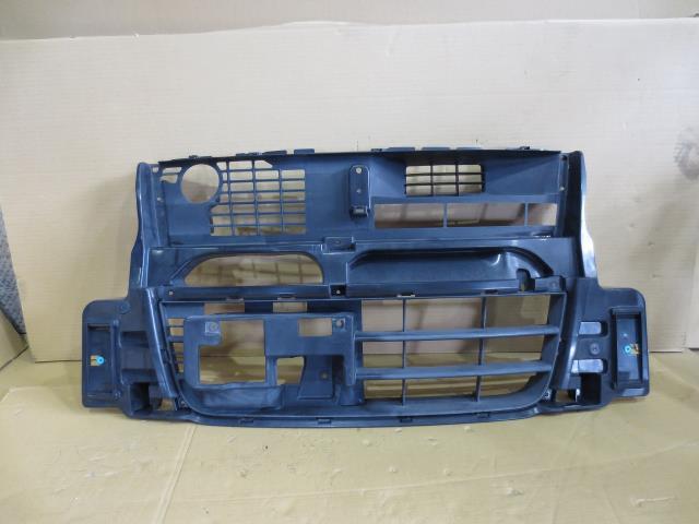 パレット DBA-MK21S フロントバンパーASSY K6A Z2S 71771-82K00-5PK 15510