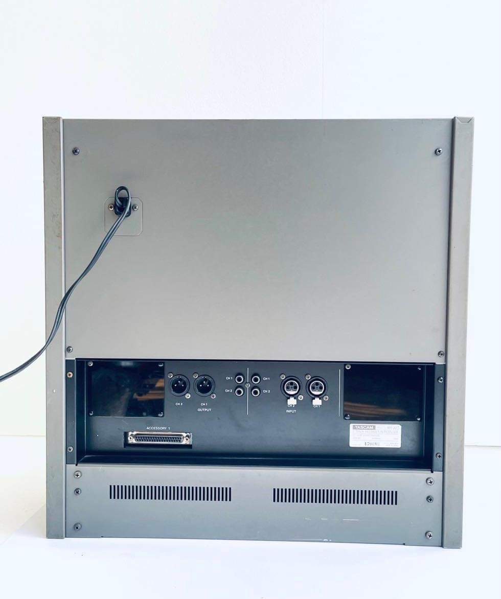 TASCAM タスカム BR-20 業務用 オープンリールデッキ。動作品。