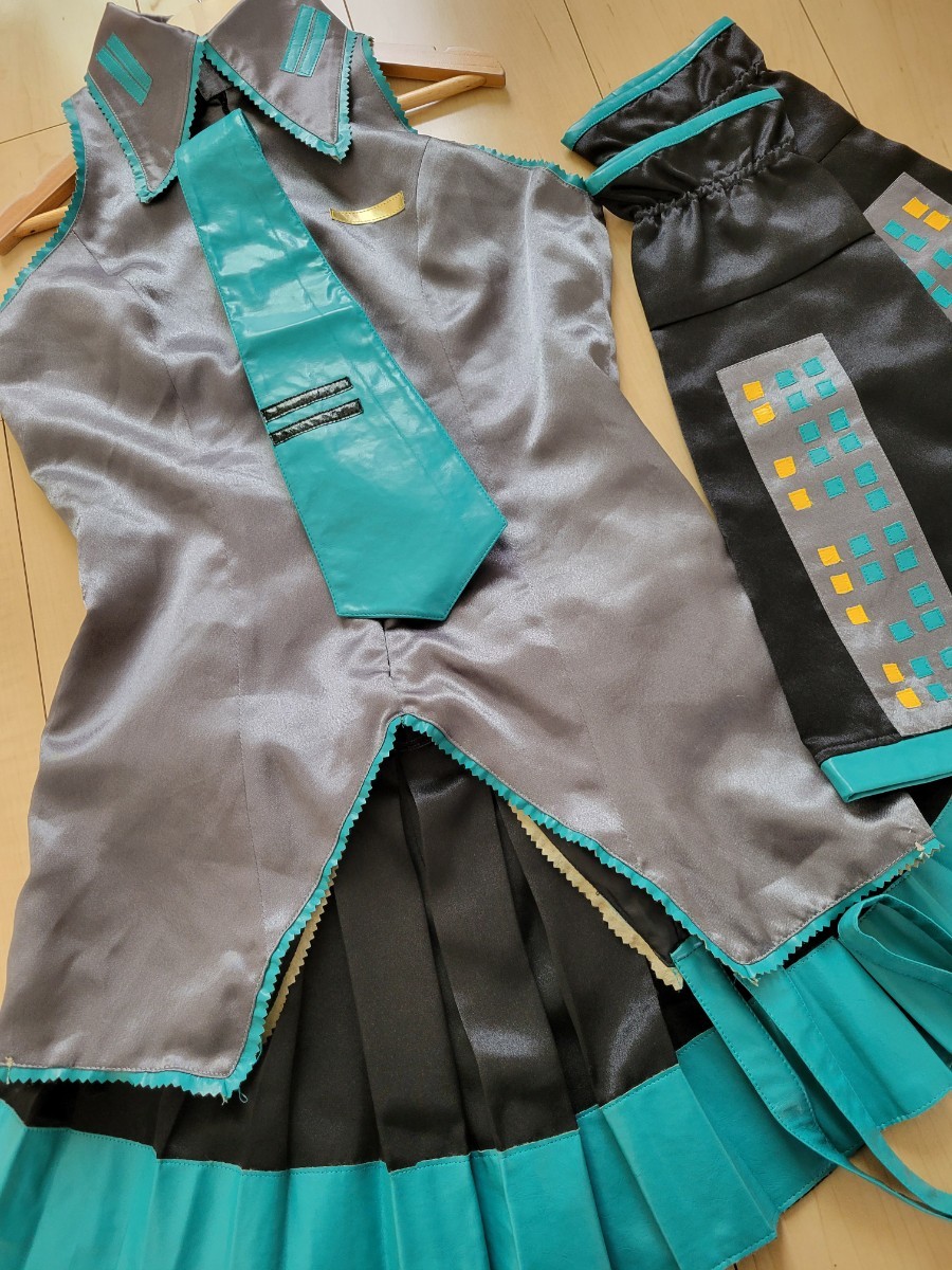 【新品未使用】VOCALOID プロジェクトセカイ ボカロ プロセカ 初音ミク 大きめ サイズ XL コスプレ cos 衣装 1円