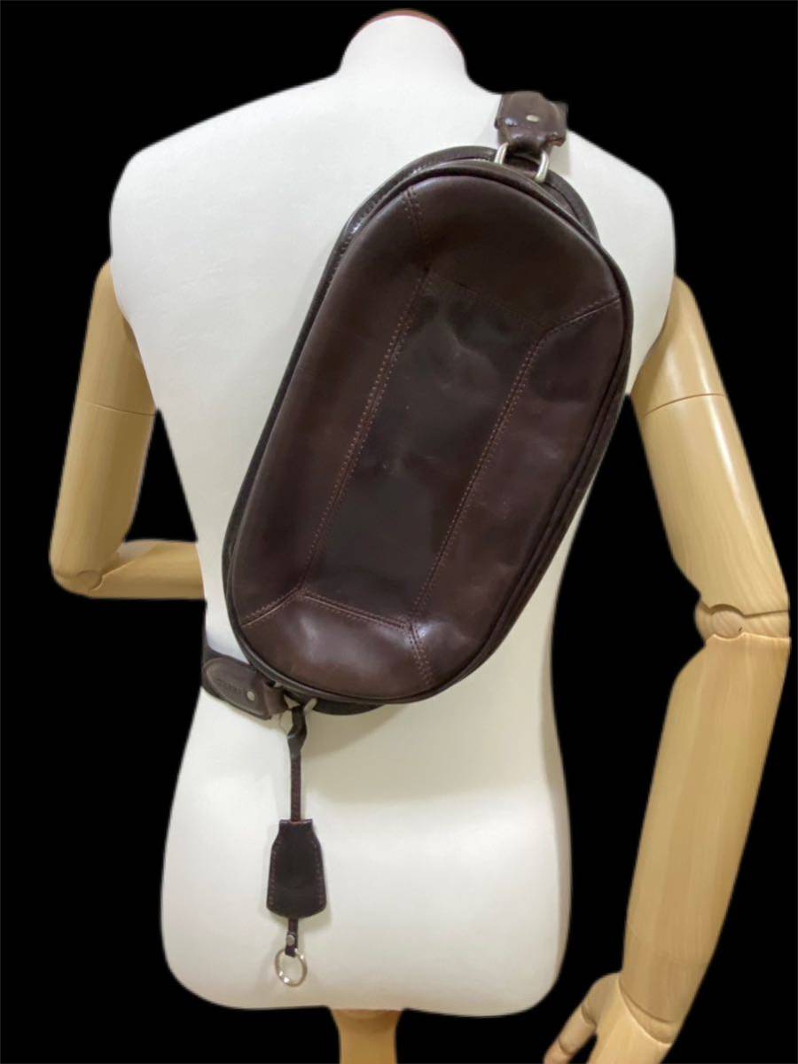 アニアリ Aniary レザーボディバッグ 11-07000 中古ダークブラウン