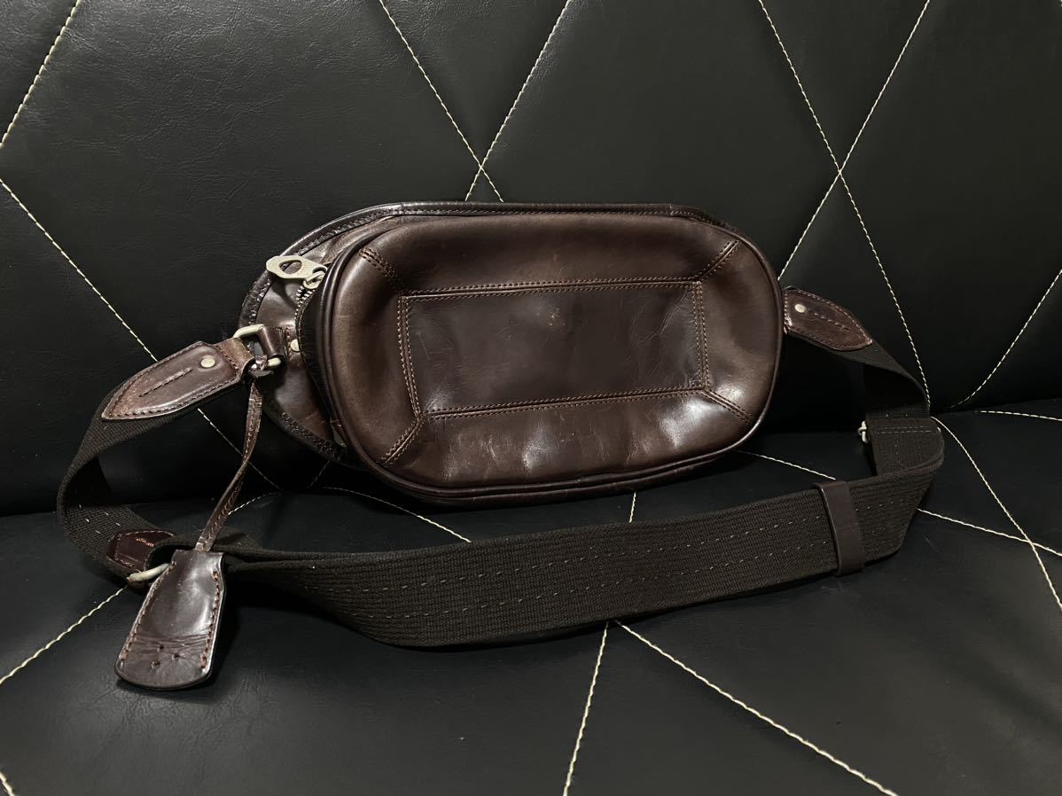 アニアリ Aniary レザーボディバッグ 11-07000 中古ダークブラウン