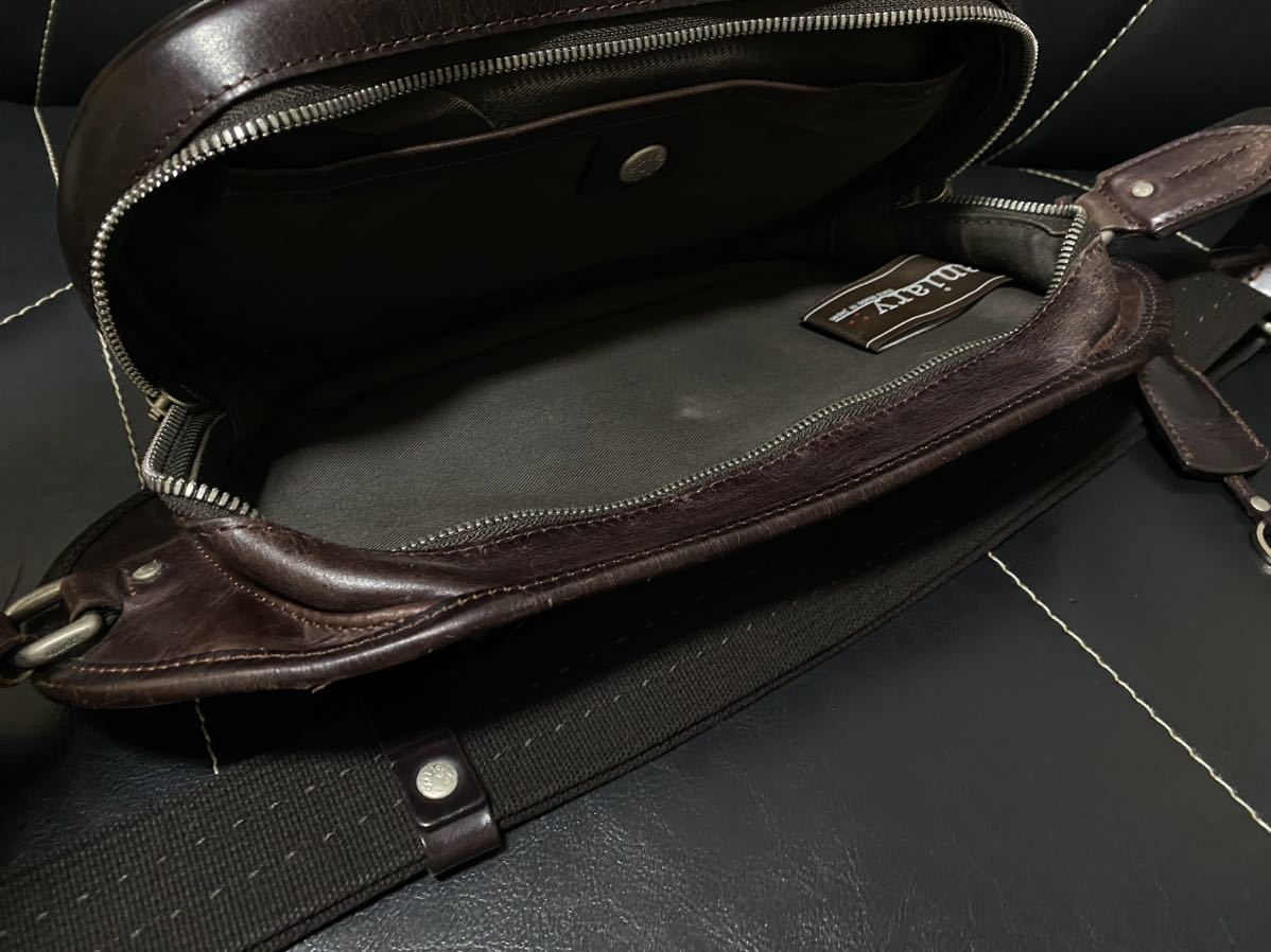 アニアリ Aniary レザーボディバッグ 11-07000 中古ダークブラウン