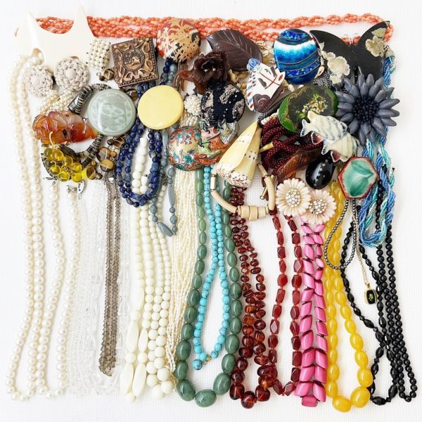 ＊*＊様 ビンテージアクセサリーおまとめ ネックレス、ブローチ、ブレスレットなど 人気】アクセサリー まとめ 総重量 1，015g ネックレス ブレスレット