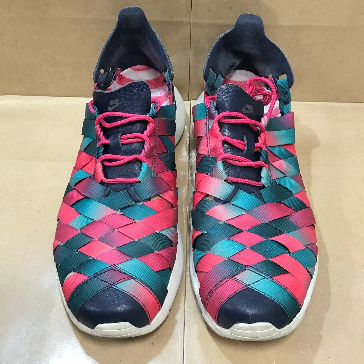 ナイキ ウィメンズ ローシラン ウーブン プレミアム（Nike Wmns 