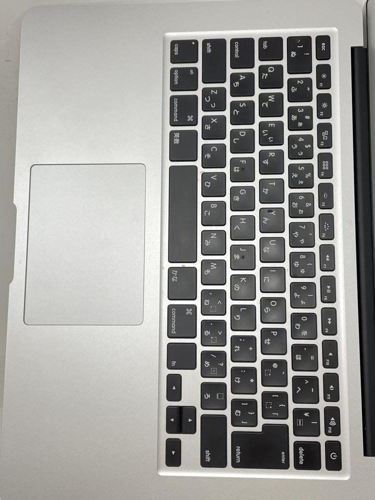 充放電回数30回　MacBook Pro 13インチ M1 16GB 512GB M31【美品】 充放電回数5回 MacBook Pro 2020 13インチ SSD 256GB Apple