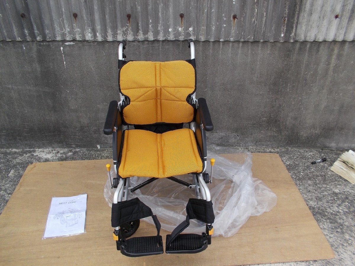 日本製　シナネン携帯用アルミ介助車　HC-AHK6Y　簡易車椅子 看護・介護用品 シナネン 携帯用アルミ介助車 HC-AHK6Y 簡易車椅子