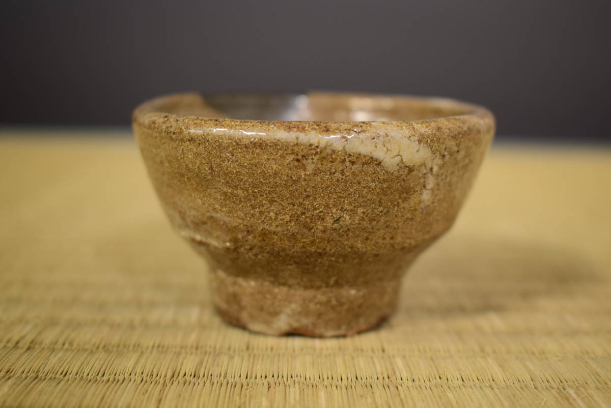 江戸時代 古瀬戸七角ぐい呑み 酒盃 時代箱付 酒器 ② 酒器□古瀬戸飴釉