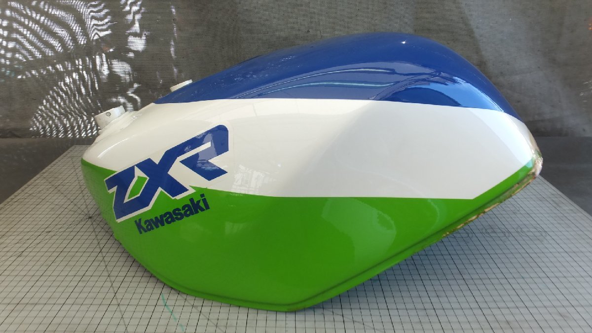 ARK ZXR750 ガソリンタンク 緑青白 NOS Kawasaki 希少 検 ARK 検